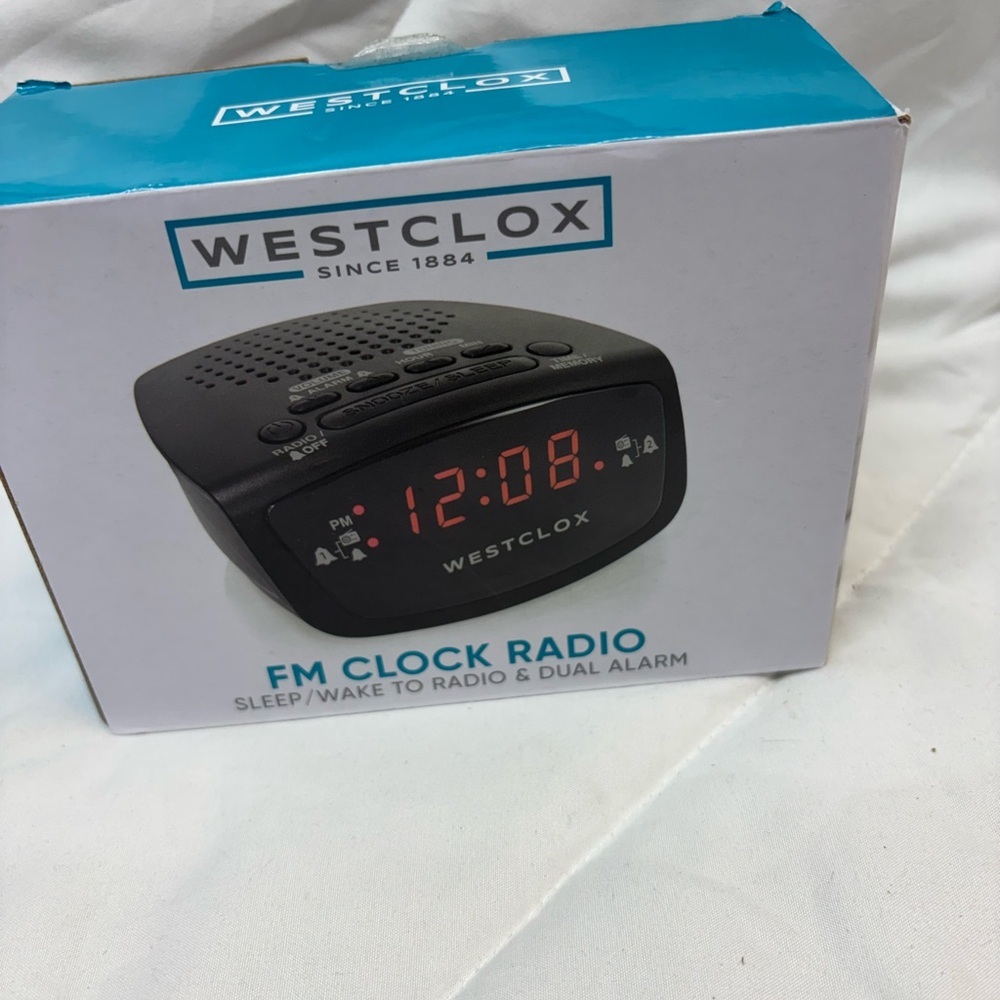 Westclox Digital FM Radio Clock with Adapter Alarm clock Black New